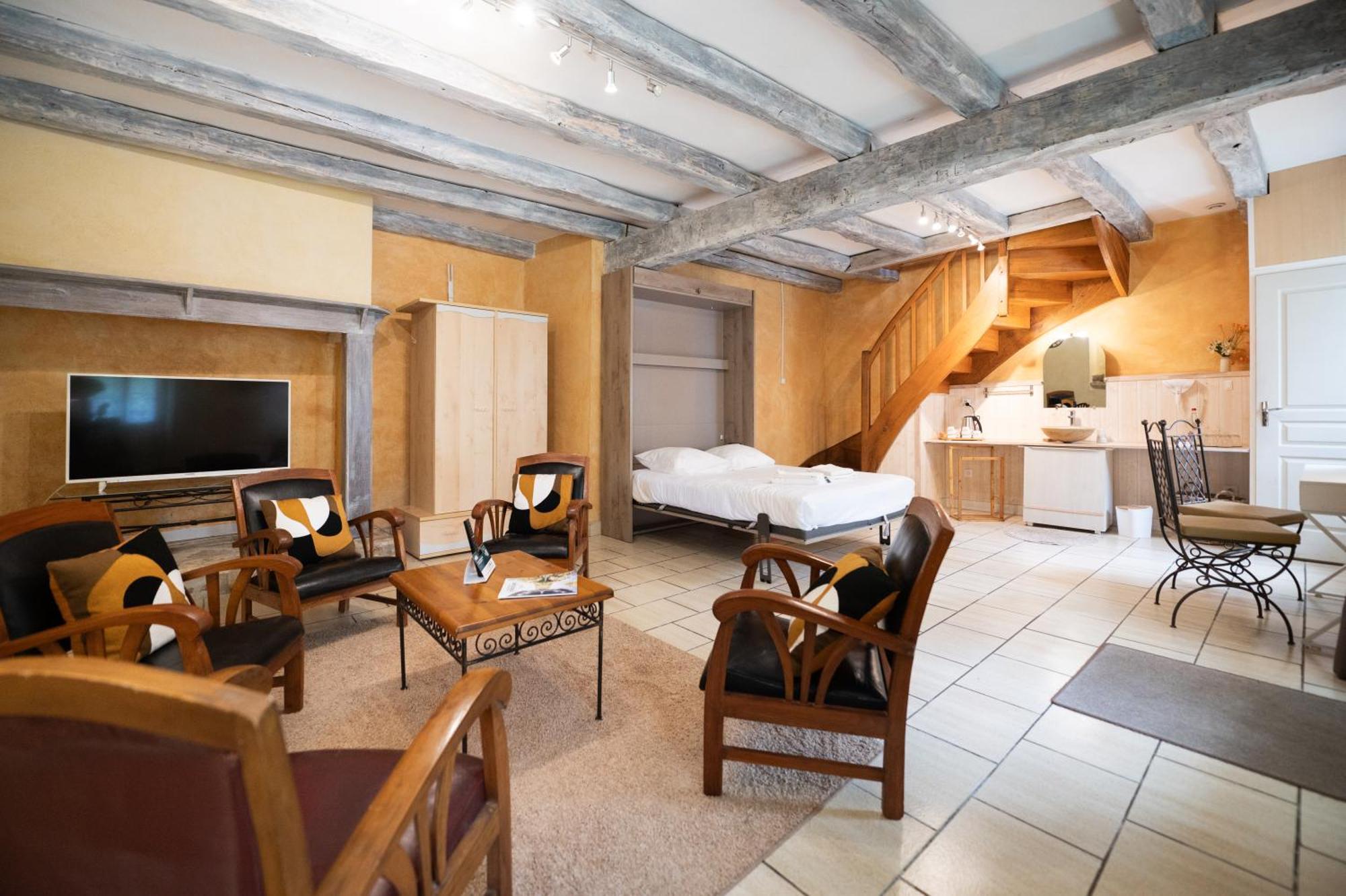 Logis Hotels - Hotel Restaurant Domaine Les Falaises Martel Room photo